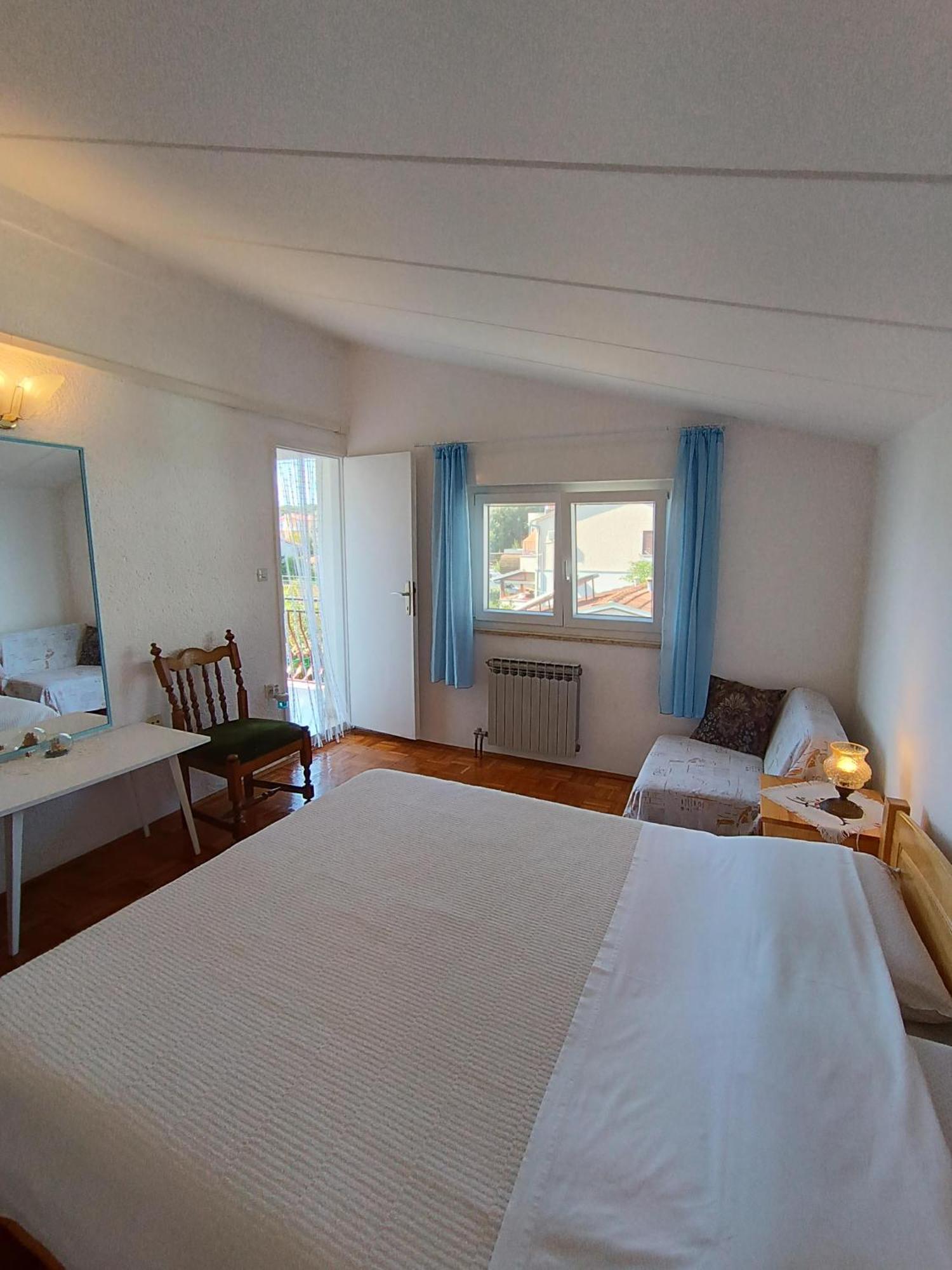 Levak Apartments - Apt. 1 Pjescana Uvala Eksteriør bilde